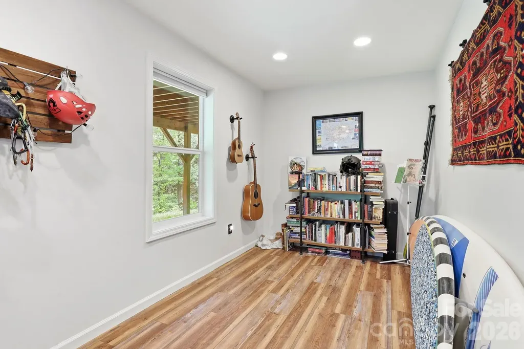 302 Rich Mountain Road Flat Rock NC 28731