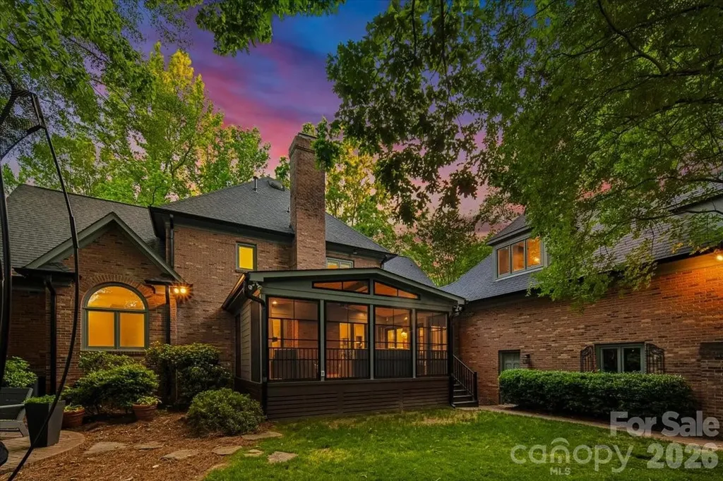 5631 Colony Road Charlotte NC 28226