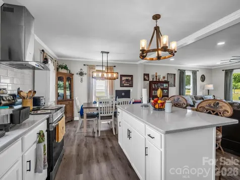 156 Dobbinsville Extension Ellenboro NC 28040