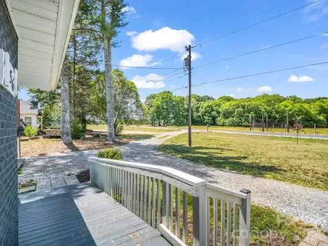 156 Dobbinsville Extension Ellenboro NC 28040