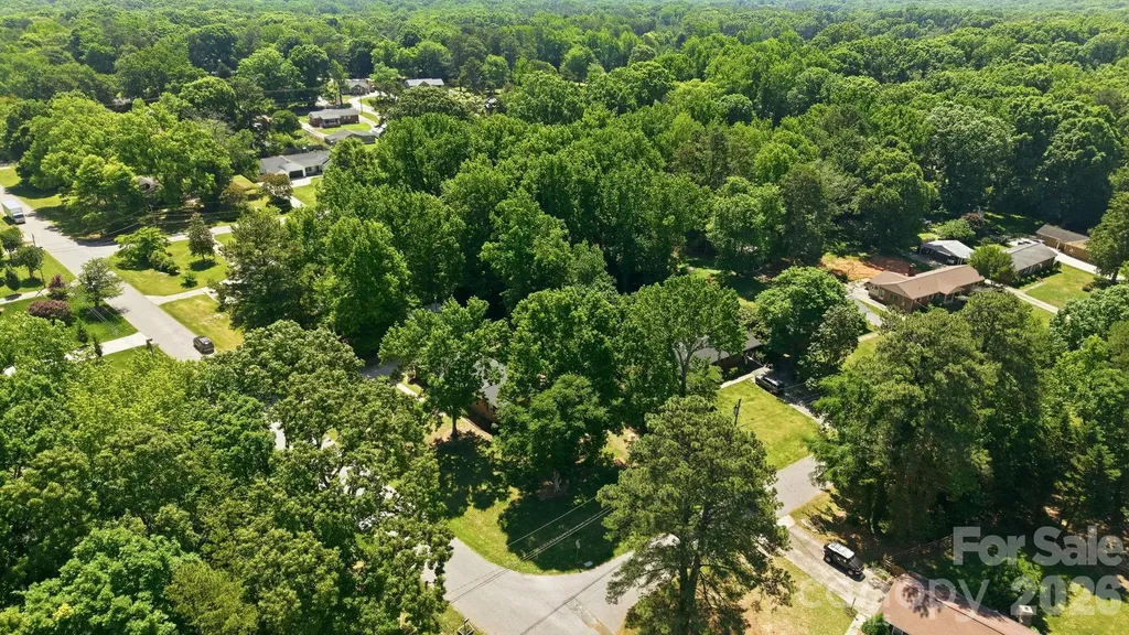 225 Middleton Avenue Matthews NC 28104