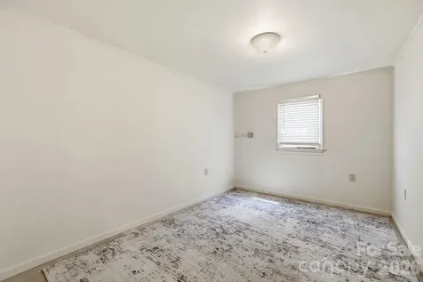 225 Middleton Avenue Matthews NC 28104