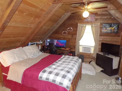216 Paradise Road Hendersonville NC 28792