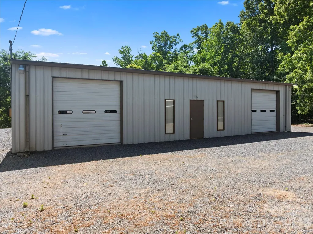1687 Sexton Road Denton NC 27239