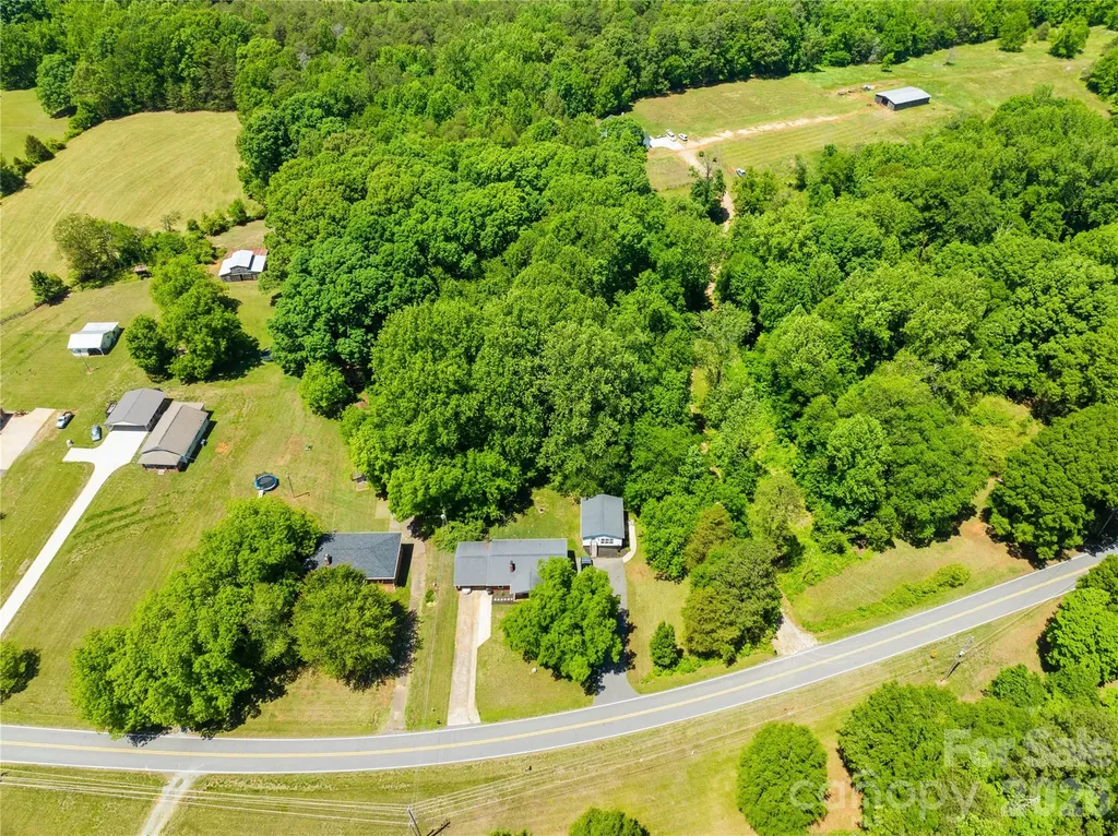 5603 King Wilkinson Road Denver NC 28037