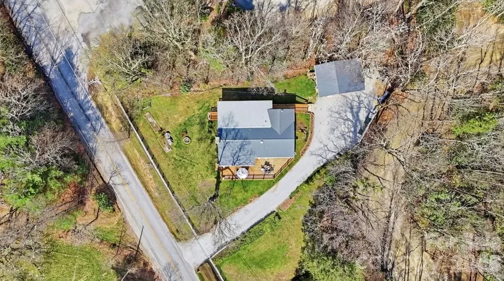 3731 Dillard Road Highlands NC 28741
