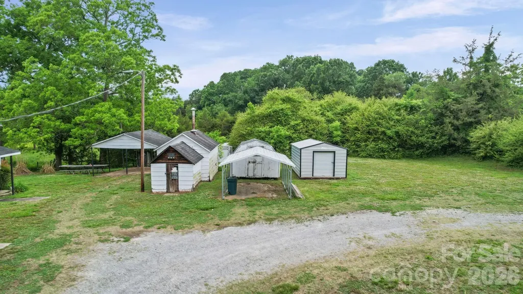1207 Ramseur Road Bessemer City NC 28016