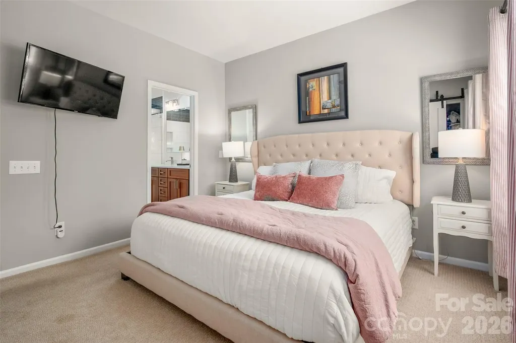 820 Autumn Rain Lane Charlotte NC 28209