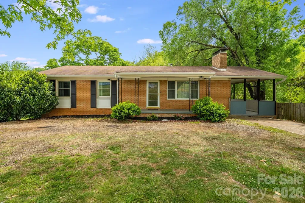 Leicester NC, 2956 New Leicester Highway