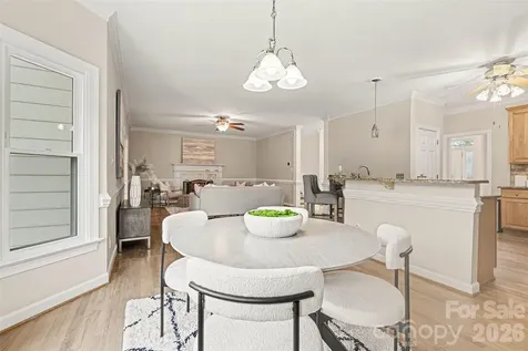 7068 Kidwelly Lane Matthews NC 28104