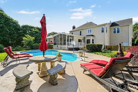 7068 Kidwelly Lane Matthews NC 28104
