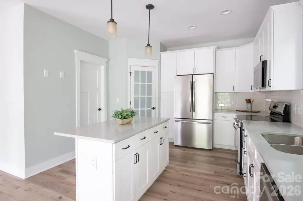 45 Gash Cove Road Hendersonville NC 28791