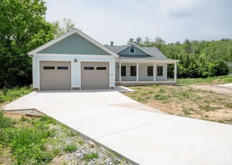 45 Gash Cove Road Hendersonville NC 28791