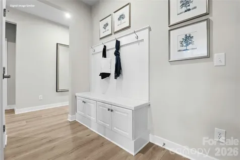 908 Heathway Drive Charlotte NC 28213