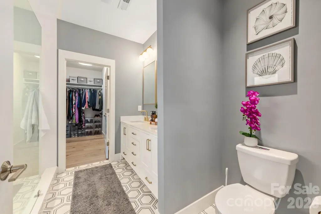 125 French Street Charlotte NC 28216