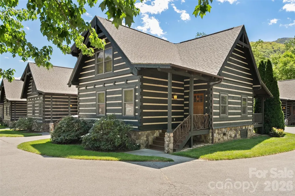 17 Rachels Circle Maggie Valley NC 28751