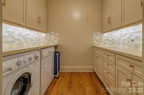 24 Westhaven Drive Asheville NC 28804