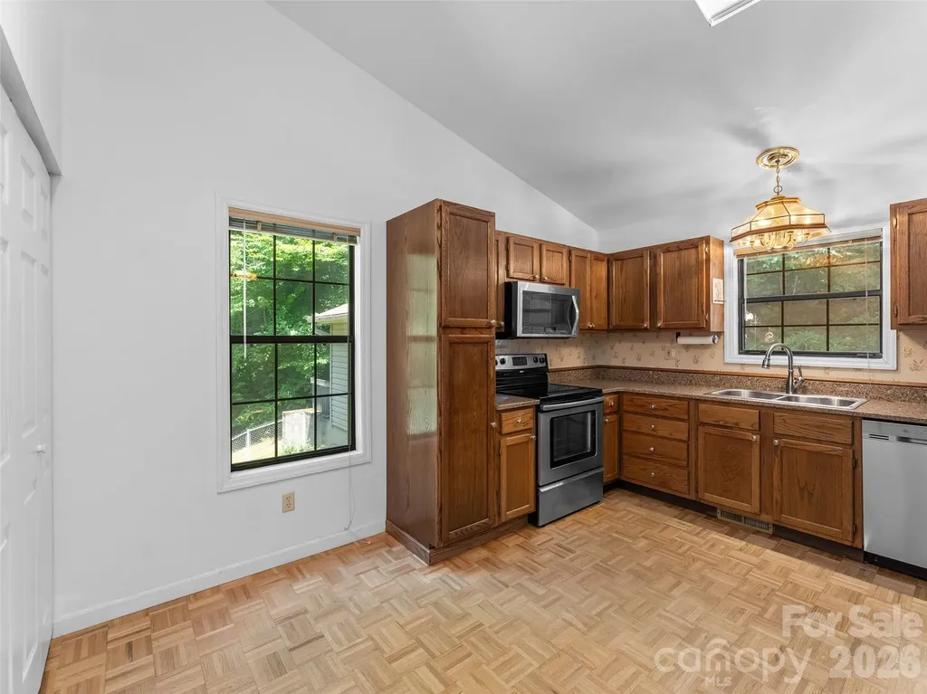 323 Burrell Mountain Road Brevard NC 28712