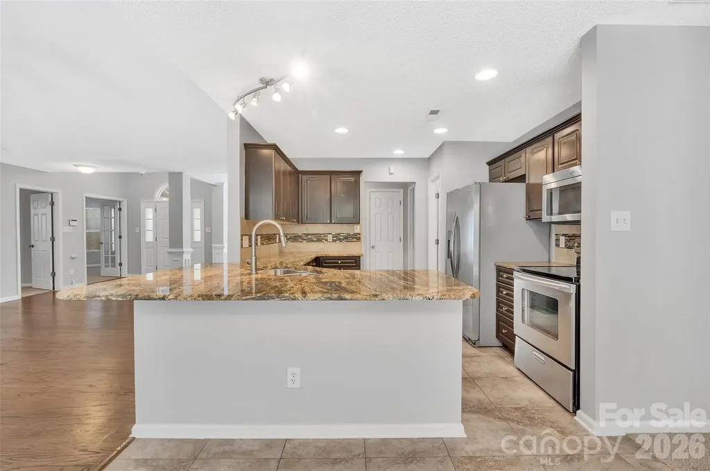 14422 Southbridge Forest Drive Charlotte NC 28273