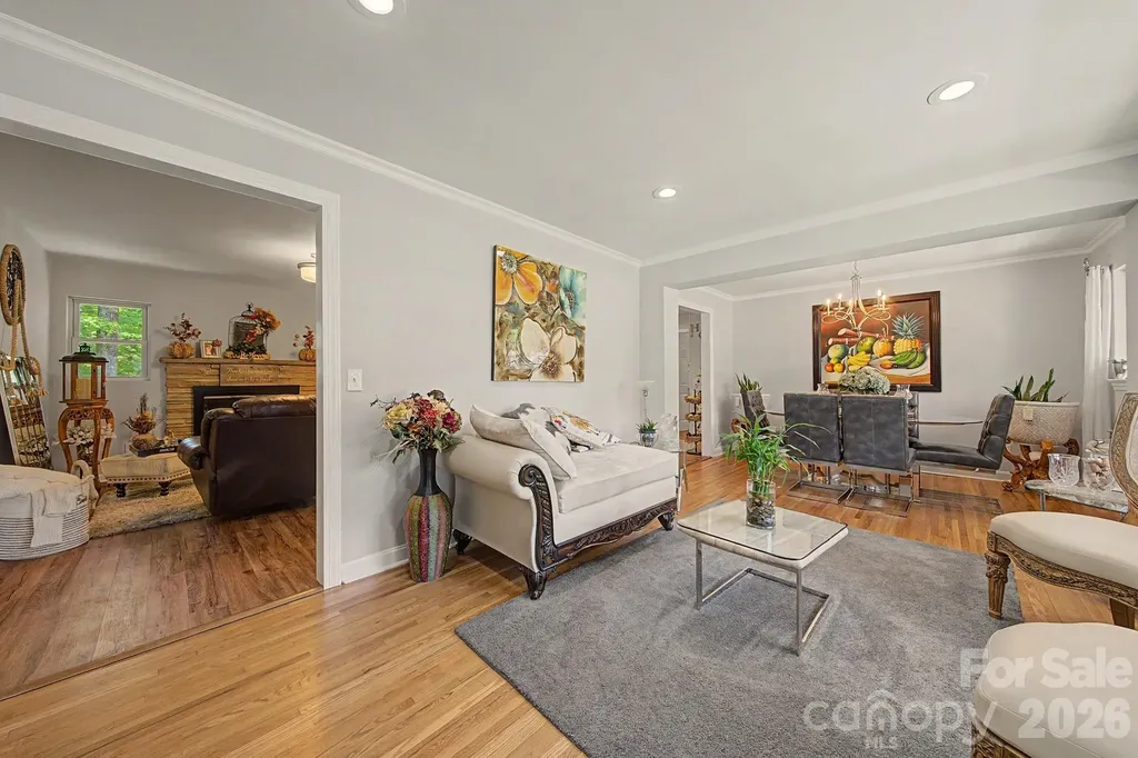5127 Hoover Drive Charlotte NC 28269