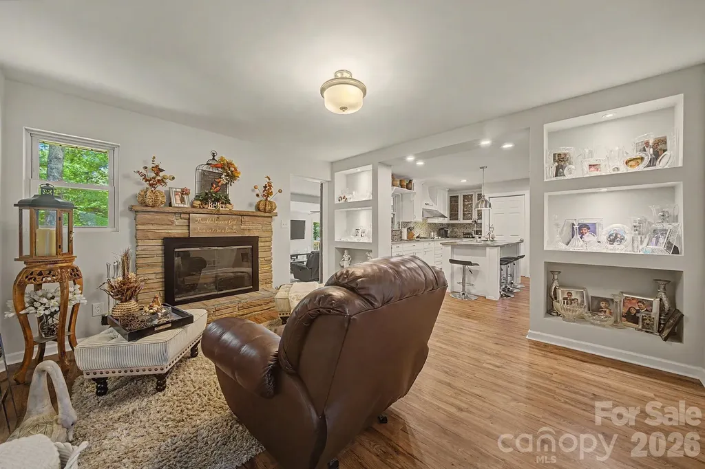 5127 Hoover Drive Charlotte NC 28269
