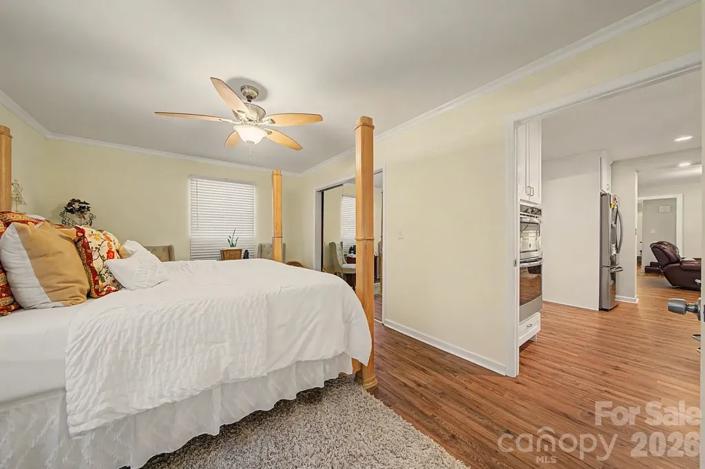 5127 Hoover Drive Charlotte NC 28269