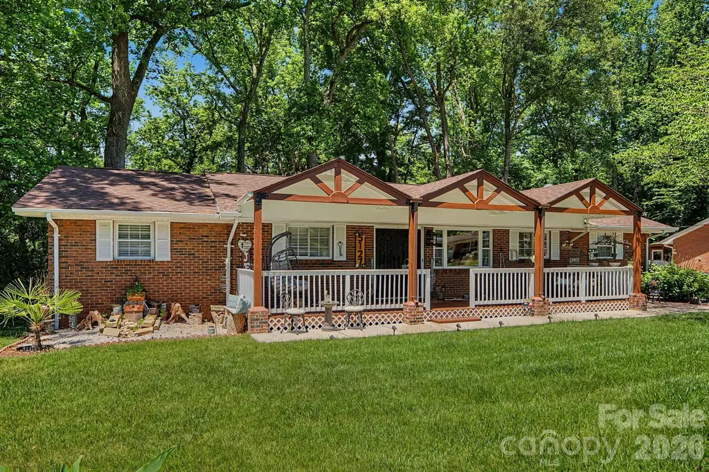 5127 Hoover Drive Charlotte NC 28269