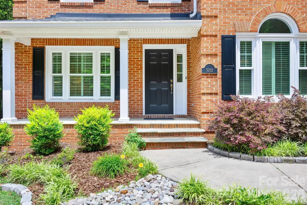 5232 Colony Road Charlotte NC 28226