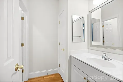 5232 Colony Road Charlotte NC 28226