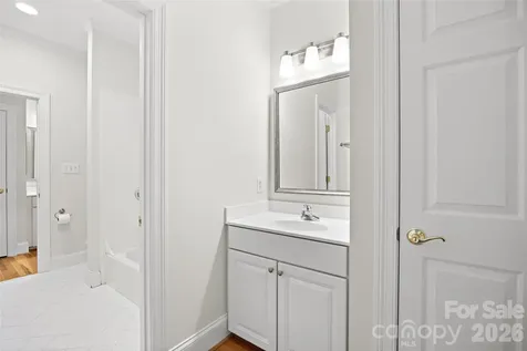 5232 Colony Road Charlotte NC 28226