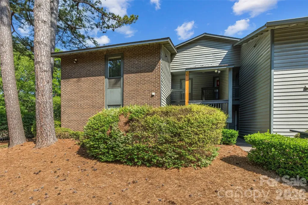 5016 Sardis Road Charlotte NC 28270
