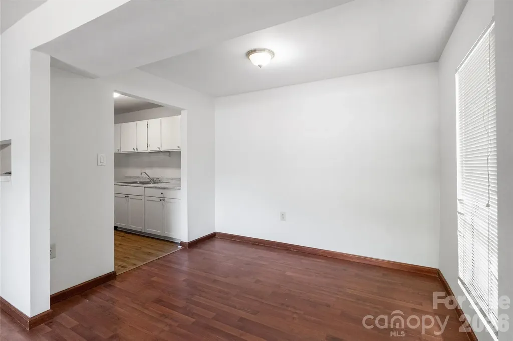 5016 Sardis Road Charlotte NC 28270