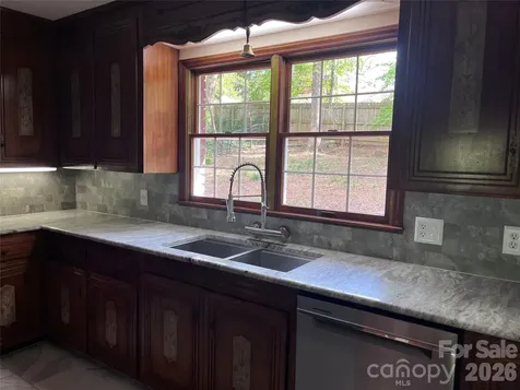 231 Davis Drive Morganton NC 28655