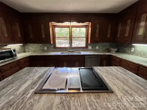 231 Davis Drive Morganton NC 28655
