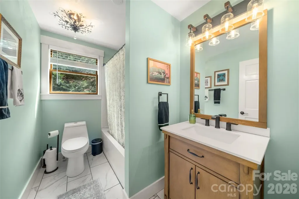 14 Locust Street Black Mountain NC 28711