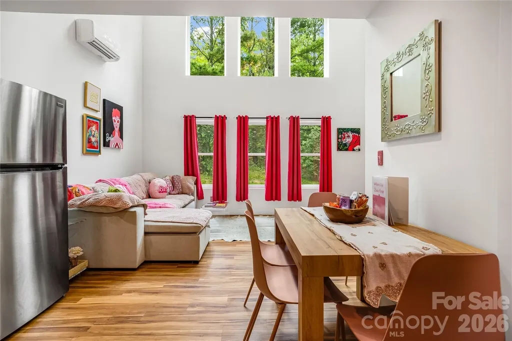 14 Locust Street Black Mountain NC 28711