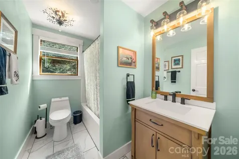 14 Locust Street Black Mountain NC 28711