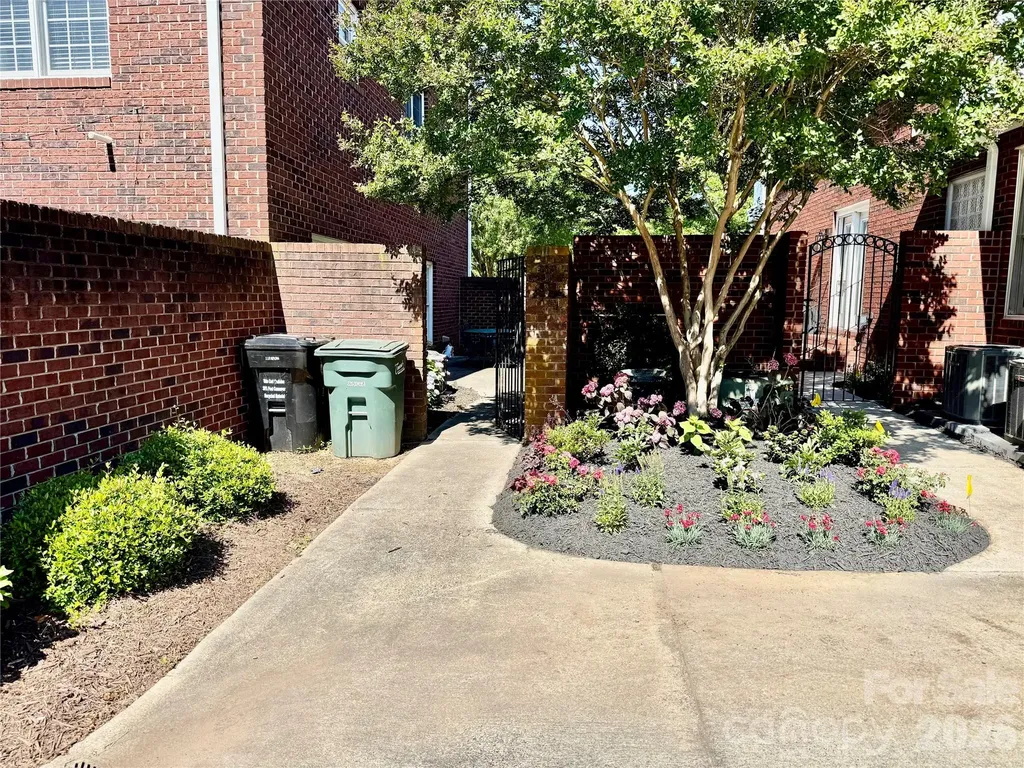90 Huie Street NW Concord NC 28027