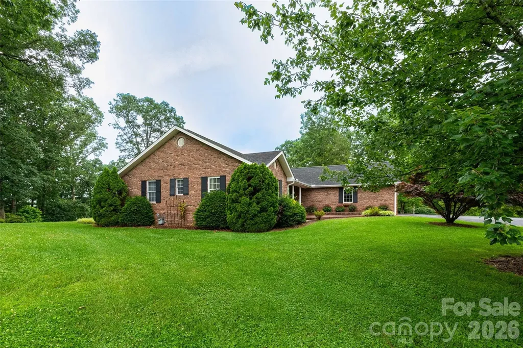 45 Presbyterian Church Road Mills River NC 28759