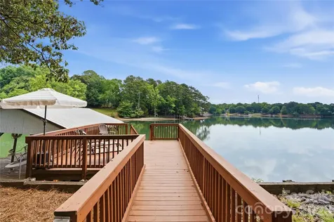 1113 Palmyra Drive Tega Cay SC 29708