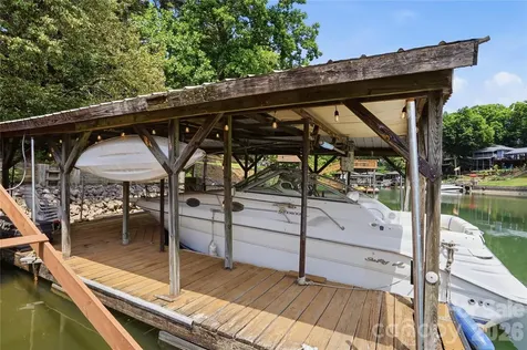 1113 Palmyra Drive Tega Cay SC 29708