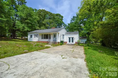 605 Gillsbrook Road Lancaster SC 29720
