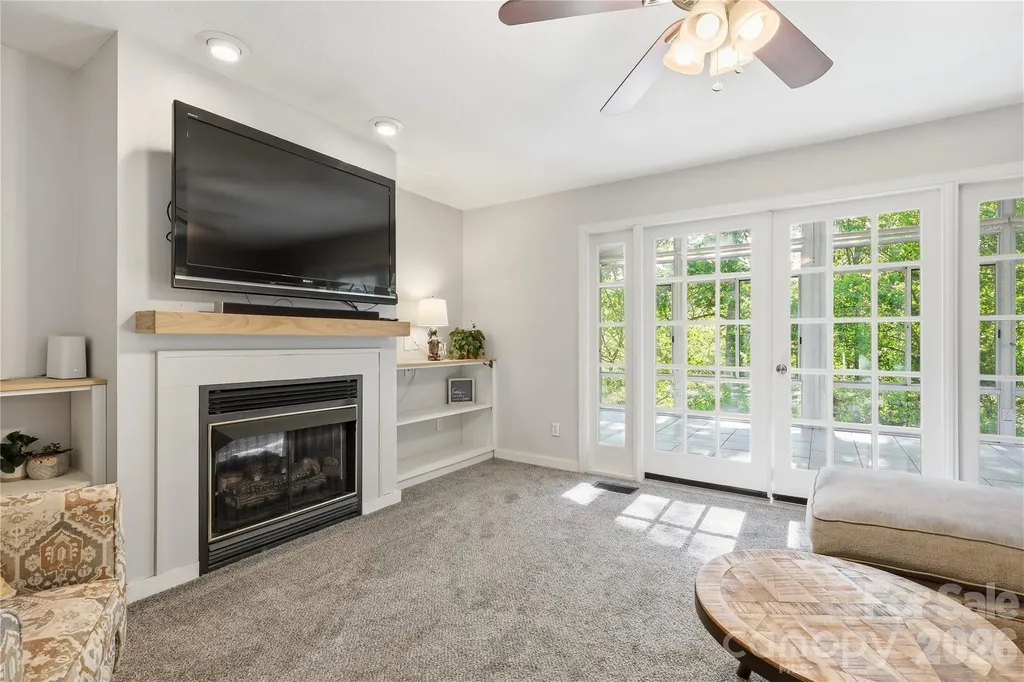 275 Ferguson Drive Asheville NC 28806