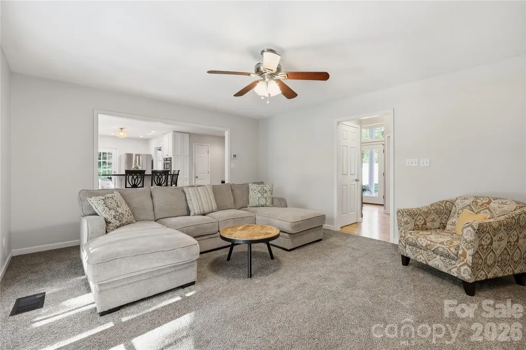 275 Ferguson Drive Asheville NC 28806