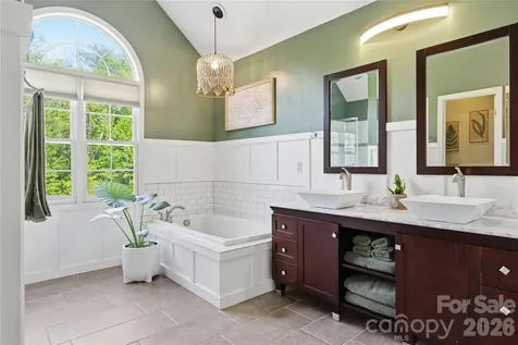 275 Ferguson Drive Asheville NC 28806