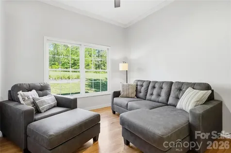 275 Ferguson Drive Asheville NC 28806