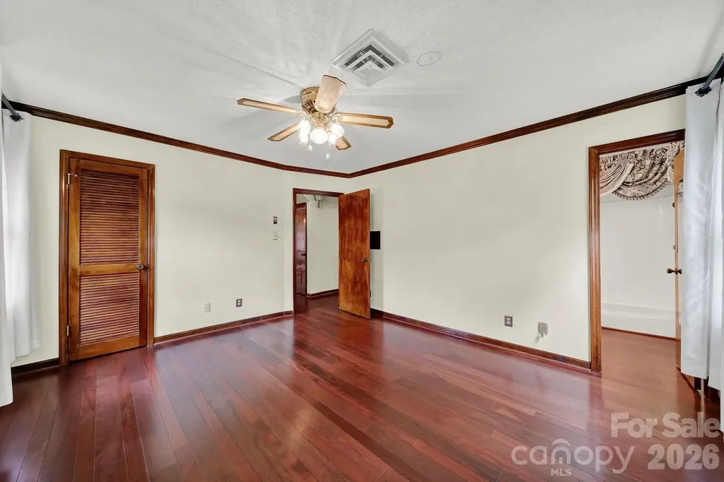5913 Tom Query Road Charlotte NC 28213