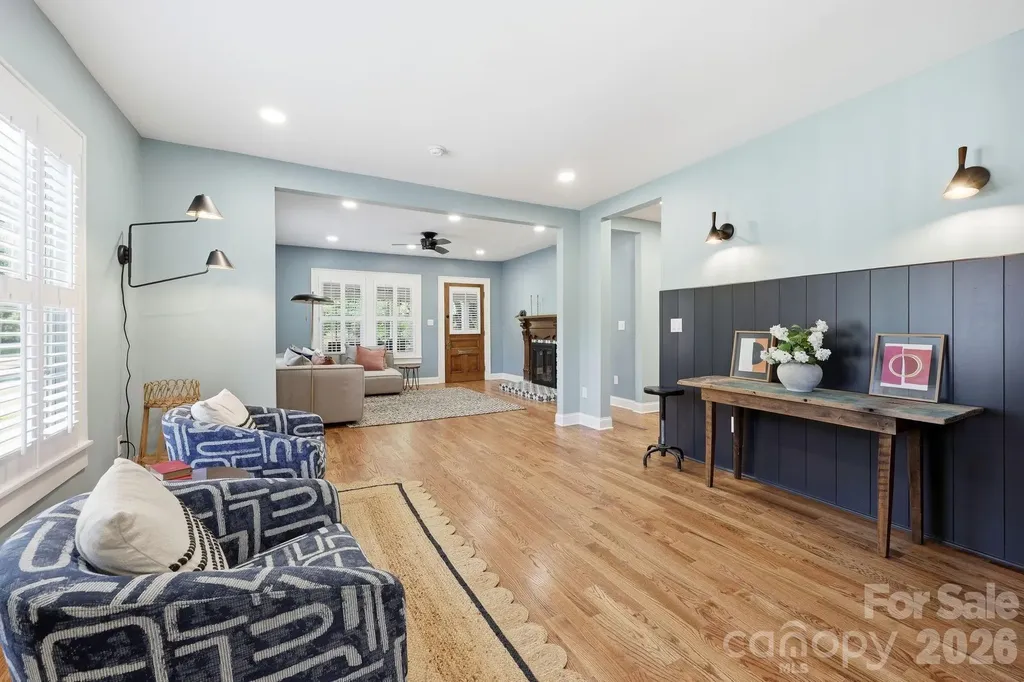 327 Campus Street Charlotte NC 28216