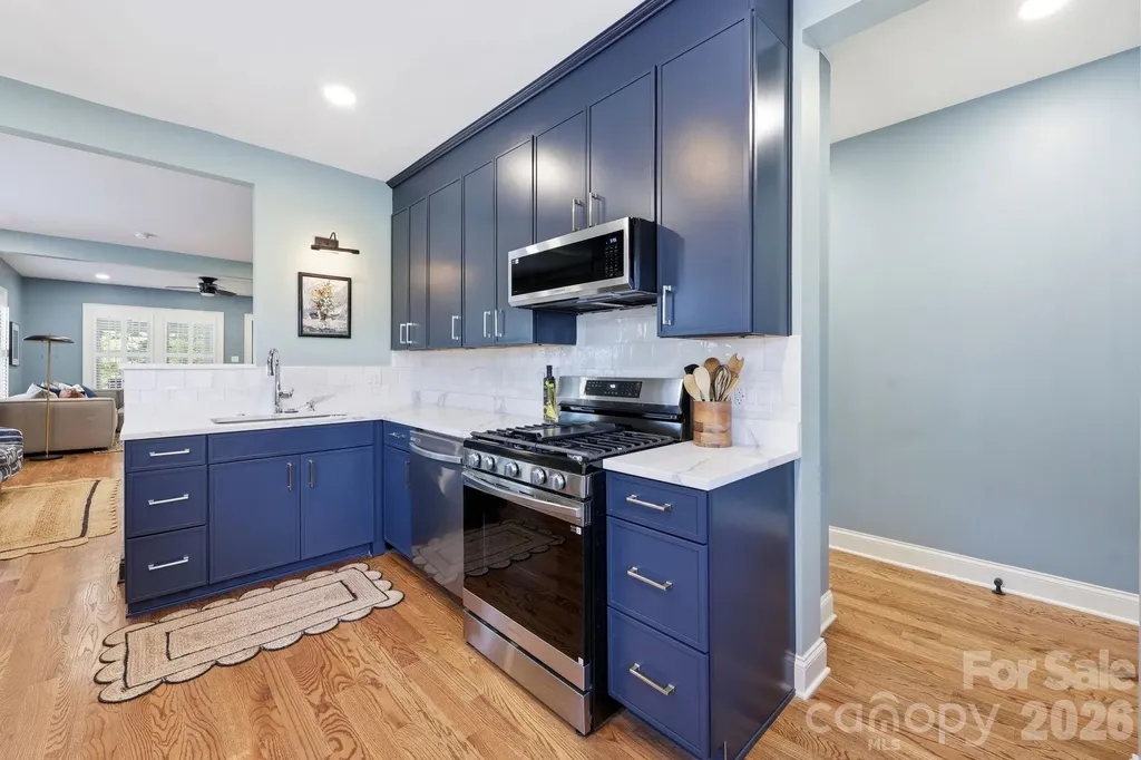 327 Campus Street Charlotte NC 28216
