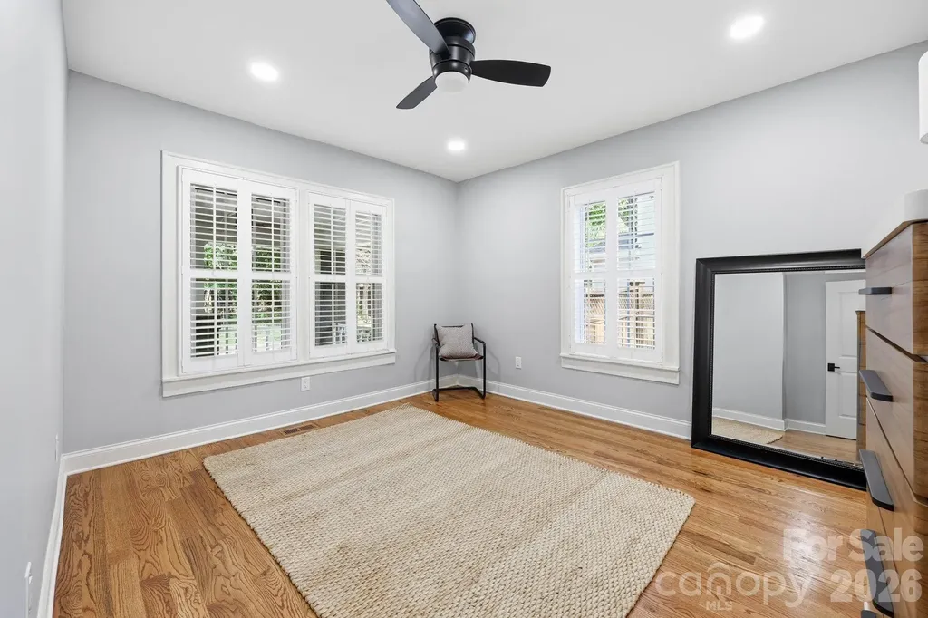 327 Campus Street Charlotte NC 28216
